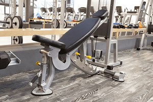 Chest Supported Dumbbell Row (How To, Muscles Worked)