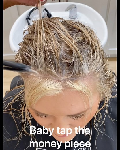 Balayage✨Blonde Extension Specialist | How to get that SEAMLESS BLEND!⤵️👏🏻 . Watch me use the BRAND NEW @matrix SoColor Sync pre-bonded color in their new NEUTRAL shades👏🏻 I... | Instagram