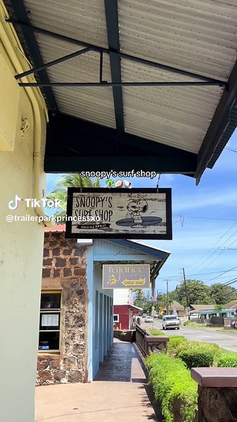 Summer Vibes at Snoopy's Surf Shop in Hawaii
