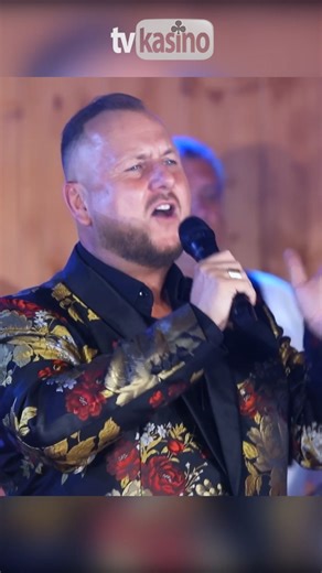 Martin Jakubec: Traktor polka #MartinJakubec #tvkasino #MuzikantiHrajte #KlimentMedia #SemesRecording #PesnickyZKasina #Slager #Stodola | Pesničky z kasína