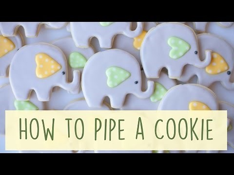 Cookie Basics: How to Pipe a Cookie with Royal Icing