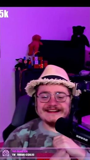 Mon pote chie sur le micro et quitte le vocal 💀🎤