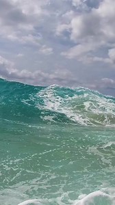 29K views · 1.1K reactions | Giant shorebreak wave breaking on dry sand! #ocean #oceanwaves #shorebreak #scary #bigwaves #surfing #reels | Dgphotography | Facebook