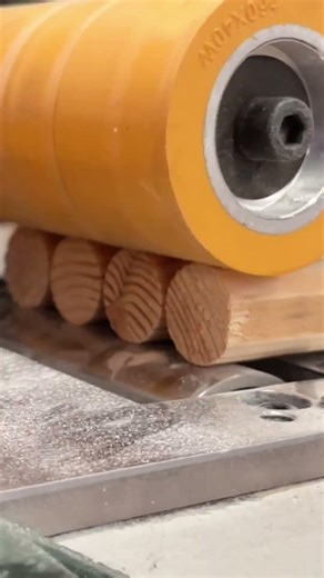 Turning a Wood Plank into Multiple Rods in Seconds🥖