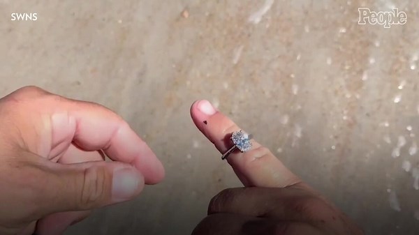 Man Finds $40,000 Diamond Ring Buried on Florida Beach and Returns It to Its Owner
