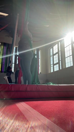 Just hanging on a string💚. I love it here.