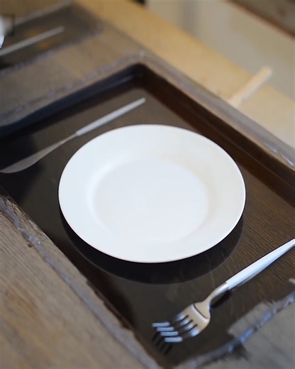 Woodworking A Dining Table Using Epoxy Resin | DIY & Crafts