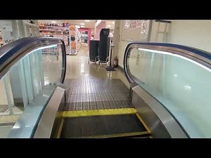 オギノ イーストモールショッピングセンターバリオ店 エスカレーター