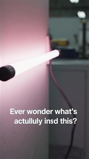 Did u know the light insde a tube light is actually INVISIBLE#ScienceFacts#HowItWorks #Physics#STEM
