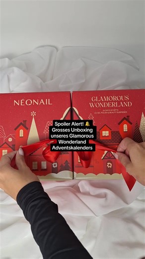Entdecke den Glamourösen Neonail Adventskalender 2024