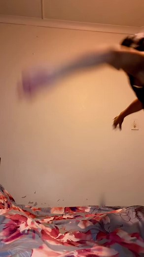 @MICHELLE JOHN not your dc making my phone fall sana😭😭🔥#fypシ゚viral🖤tiktok #mzansitiktok #SAMA28 #throwback #fyp