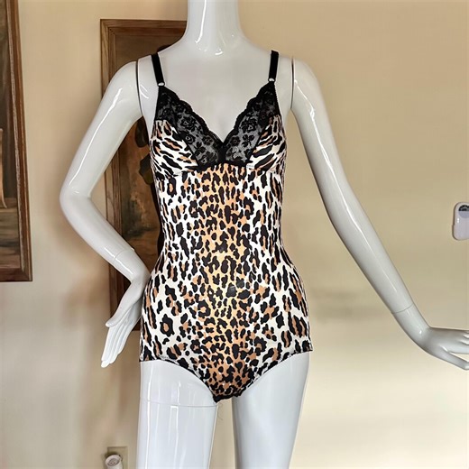 Vintage 70s/80s Vanity Fair Leopard Print Teddy Bodysuit S 34B - Etsy