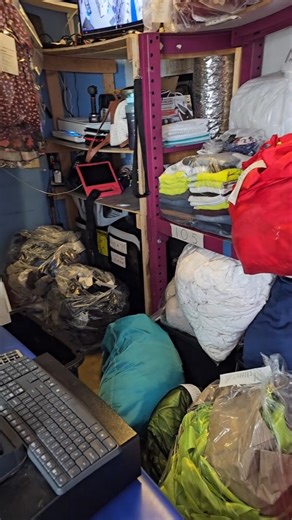 34K views · 410 reactions | 1,How I run my laundry service #money #vendingmachinebusiness #LaundryMadeEasy #laundry #laundryservice | Laundromatmoney Reels | Facebook