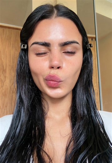 No-Makeup & AM Skincare Routine | Issy Baum