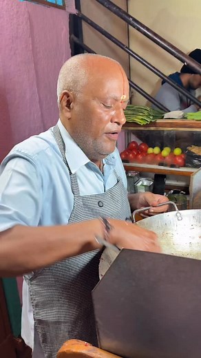 🚨Beetroot Gobi 😋 📍Gobi corner. 7, 2nd Cross, KV Temple Street Cross, near South Corner Hotel, Sowrashtrapet, Chickpet, Bengaluru, Karnataka 560053 #gobi #gobimanchirian #snacks #foodblogger #bangalore #karnataka #foodie #food #foodstagram #foodlover #beetroot #snacklovers #chickpete | Rekha Vlogs