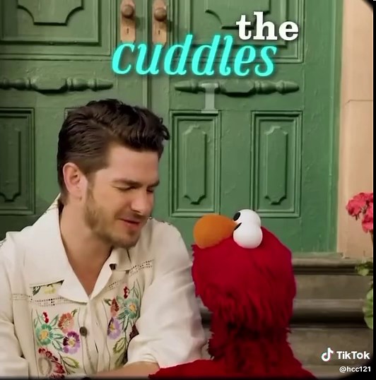 Andrew Garfield Speech to Elmo: A Heartwarming Interaction