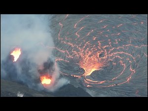 Eruption and Lava Lake in Halema'uma'u (Jan 1, 2021)
