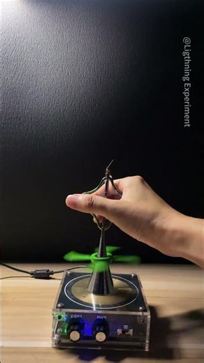 Lightning + Rotating Tool = Incredible Experiment ⚡| #teslacoil