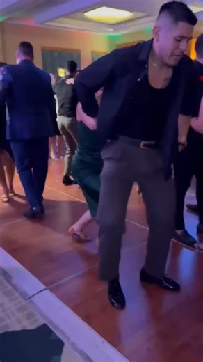 The North Salsa Crew on Instagram: "Salsa Heat Xmas Party 🎄🔥 🔥 Orlando Salsa doesn’t sleep… and neither do we 💃🏽 This energy was REAL. Packed dance floor Live music Non-stop vibes till sunrise If you love salsa, bachata, and real Latin dance culture, you’re in the right place 👀🔥 🎥 @leyley.yk Love this energy? 👉 Follow @north.salsa.crew for daily salsa & bachata vibes 🔥 🎟️ DISCOUNT CODES: Use code NSC for full passes at major salsa & bachata festivals and congresses West Palm SBK 👉 us