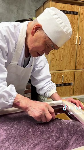 まつだ松林堂のぶどう飴｜遠野で天皇献上の宝石みたいな和菓子