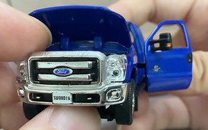 F150的大哥来了：1/64四开门福特SuperDuty大皮卡、哈雷限定F350