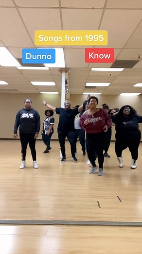 HOW DO YOU NOT KNOW THOSE SONGS?!?! 🤙🏼🔥🗑️ . . . #SmashOrTrash #MusicChallenge #Millennial #GenZ #GenX #DJ #BigBlizz #Trict🖐🏼 *sound created by me | DJ Blizzard aka BigBlizz