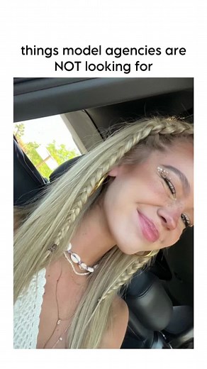 Discover the Best Fashion Modeling Tips for Round Faces