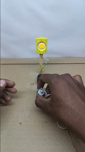 How to Make a DIY Generator with DC Motors! 🔋