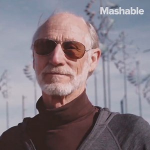 This sculptor handcrafts entire wind forests that are constantly in motion. | Mashable