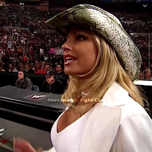 Big Show vs. Matt Hardy (w/ Trish Stratus & Lita) – WWF European Championship Match | RAW 2001 #wwe