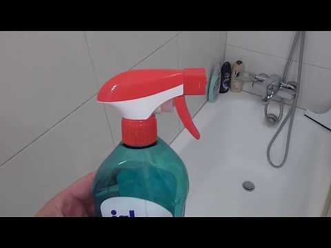 Ingenious trick: Clean shower cubicle with rinse aid - effortlessly clean shower in bathroom