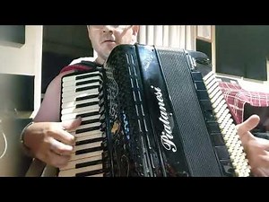 Louis Prima - Che La Luna (Lyrics) (INSTRUMENTAL SANFONA)