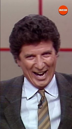 Bert Convey puts the celebrity panel to sleep! 😂 😴 #BUZZR #SuperPassword #shorts