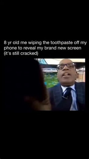 Meme Entertainment dev | 😭 Toothpaste doesn’t actually clean or fix a phone screen the way some people think. Many “life hacks” online suggest it can remove... | Instagram