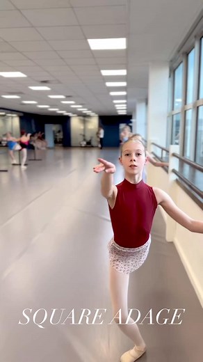 Adage is one of the most important parts of any class, but it has to be be performed with square positions,accurate leg lines and control.These young dancers are working so hard to create classical positions that they own 👍 We live in a world where dancers are pushing their bodies to become more mobile and flexible, when I genuinely believe that strength plays a much more important role in athletic development and positions.This is part of our Friday programme @project.resurgence and the studen