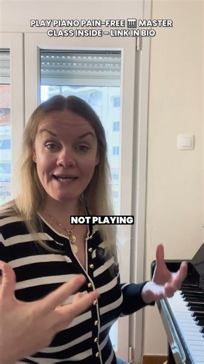 Why Raising Your Shoulders Hurts Your Piano Playing #pianotips