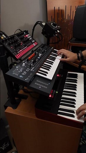 Arturia MiniFreak + IK Multimedia Uno Synth Pro X #dksynthlab #arturia #ikmultimedia #synth #music