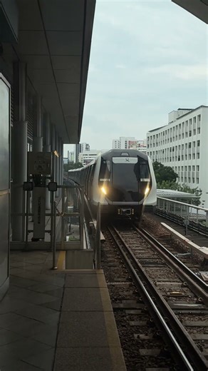 (Train enthu photographer) ALS R151 (947/948) arriving at Paya Lebar (A)