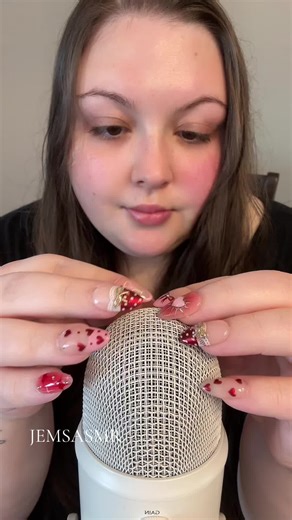 Mic Scratching and Neighborhood Sounds for Relaxation