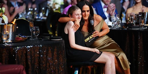 Stats guru, shining light Sarah Langs receives ovation at All-MLB Show