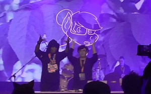 【小马音乐】Vylet Pony现场打碟 BronyCon 2017