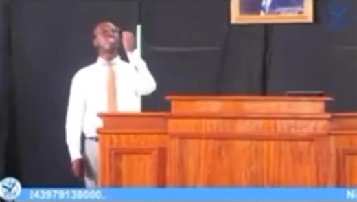 Selon ce frère du Message, c’est William Branham lui-même qui conduira l’Épouse lors de l’Enlèvement. 😳 Cette déclaration suscite de nombreuses réactions au sein des croyants : ✅ Certains affirment que le prophète a un rôle spirituel particulier envers l’Épouse. ❌ D’autres estiment que Jésus-Christ seul est le conducteur de l’Enlèvement. 📌 Qu’en pensez-vous ? Est-ce biblique ? Est-ce conforme au Message du Prophète ? ✨ Partage ton avis en commentaire ! | Caleb Kalau CK