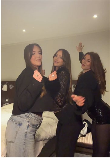 Makeup Tutorial by Carla Musso and Tiphaine