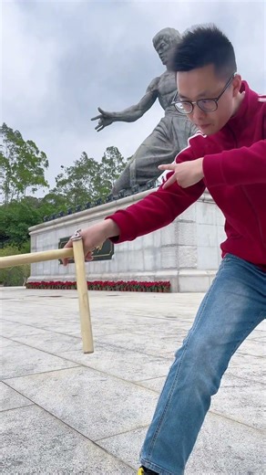 Master These 2 Nunchucks Moves in Under 2 Minutes