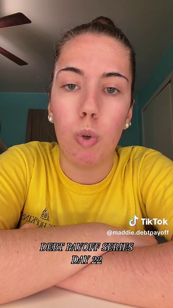 DAY 22 | DEBT PAYOFF SERIES💸 Giving myself 75 days to pay off $3630.80 worth of debt on my credit card. Follow along this journey with me to see if I can accomplish this goal! #debtfreejourney #debtpayoff #holdingmyselfaccountable #fypシ #viral