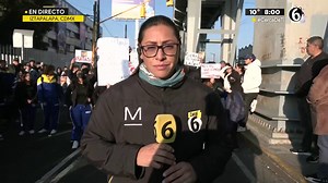 ▶️ #AlMomento | Padres de familia y estudiantes de la UNIREM bloquean ambos sentidos de av. Tláuhac, casi esquina con Periférico Oriente, en Iztapalapa, para exigir la destitución de directivos. 📺 #TelediarioMatutino | Telediario CdMx