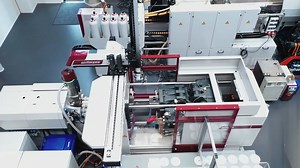 Check out our WITTMANN DC machines, where challenge meets innovation! The advantages are simple: 👉 Increased energy efficiency through reduction of conversion losses 👉 Increased production reliability thanks to robust, trouble-free energy supply 👉 Simple integration of renewable energy sources We’re with you every step of the way to CO2 neutral production! 🍃 | Wittmann Group