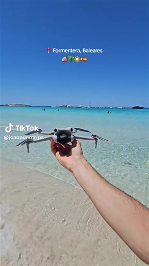 De @João Nuno | Drone & Travel Formentera con drone 🇪🇸 #drone #formentera #parati #goviral #viralvideos