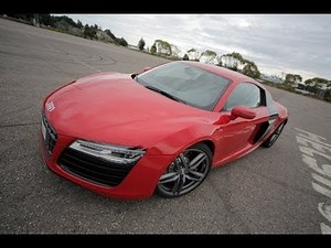 Audi R8 - Omakotitalo vs. urheiluauto - Nettiauto.com