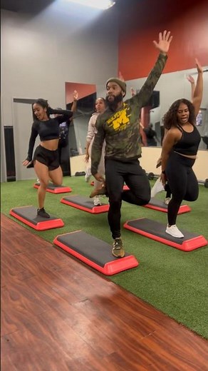 Chase Fitness “Walk It Out” Basic Step Routine 👣 #stepaerobics #aerobics #fitness #workout